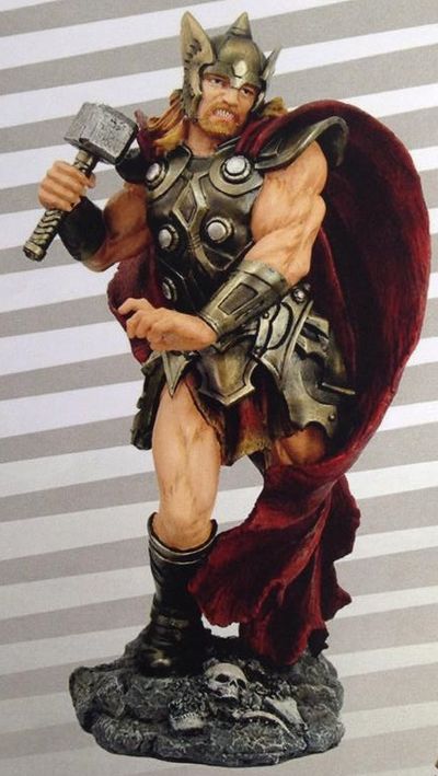 THOR STATUE THOR 34 CM