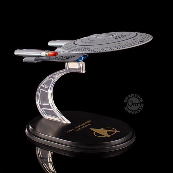 ST TNG ENTERPRISE MINI MASTER SHIP
